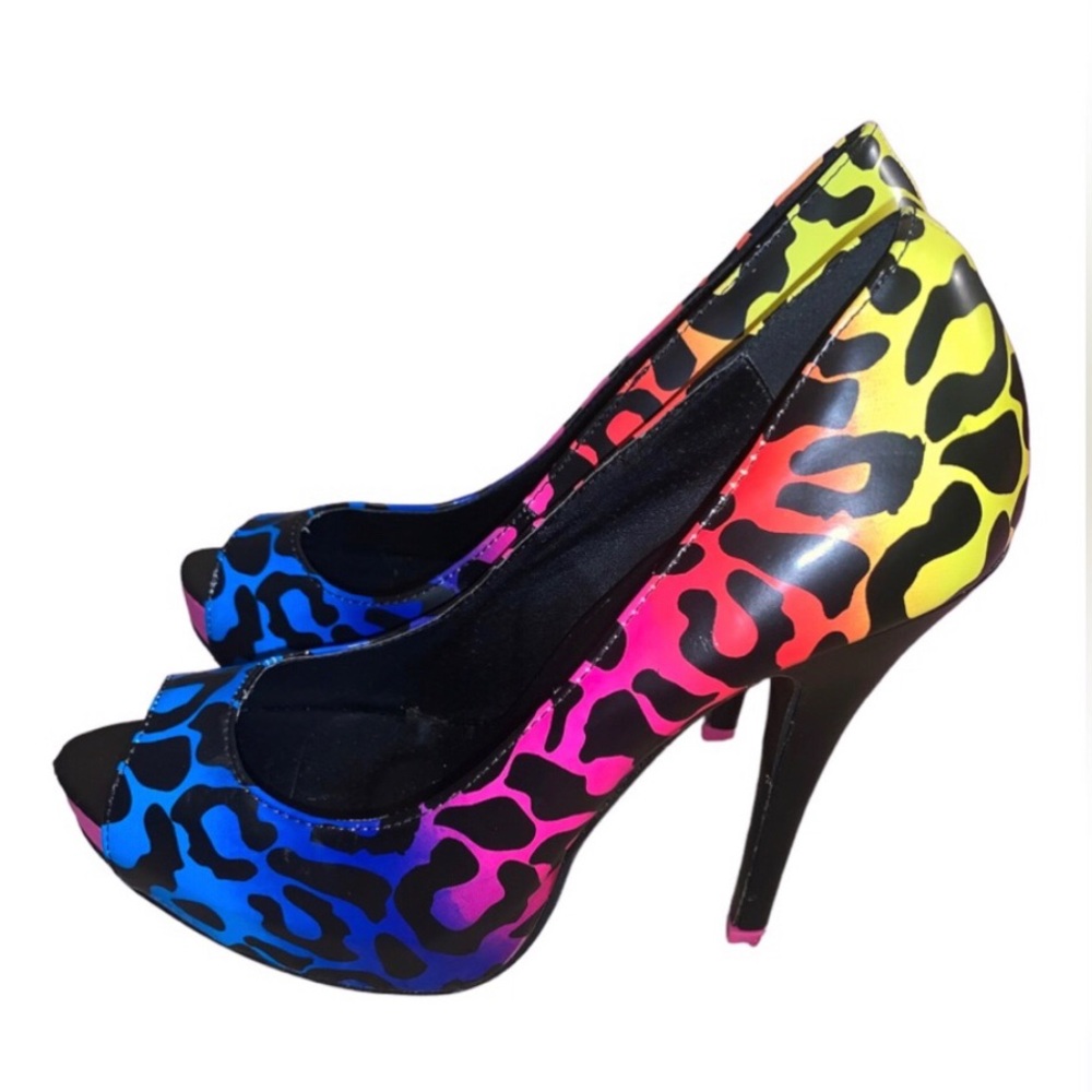 TORRID Peep-Toe Heels Size 8